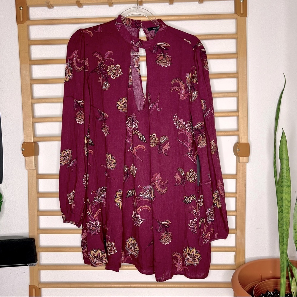 F21 | Floral key hole dress
